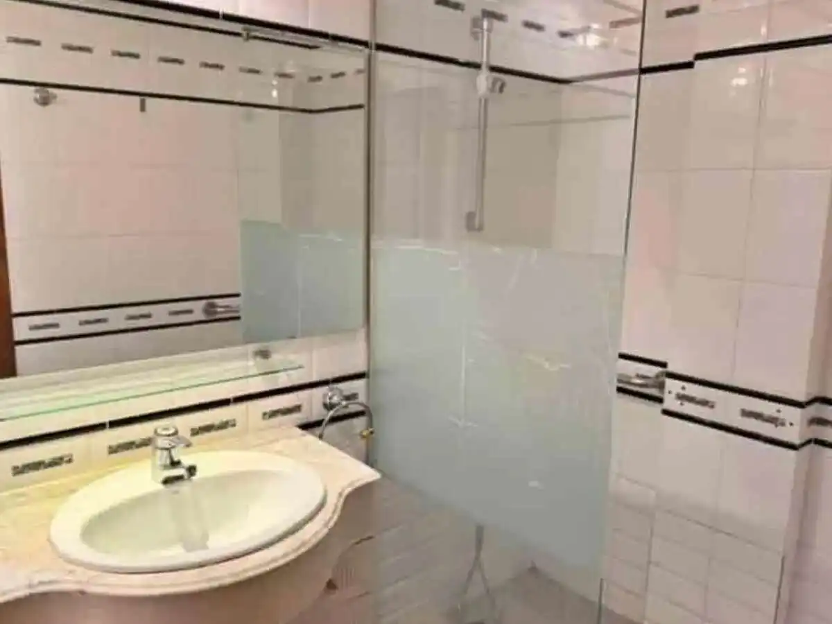 Bathroom of Flat for sale in Vic  with Heating, Terrace and Storage room