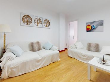Apartament amb ascensor de lloguer a Latina