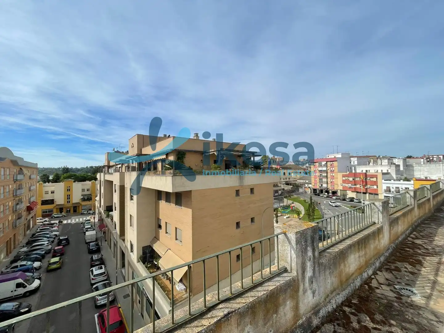 Vista exterior de Edifici en venda en Barrio Bajo