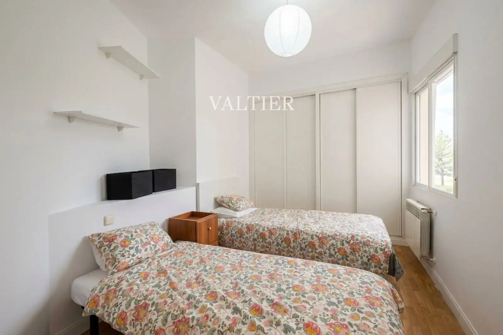 Bedroom of Flat for rent in Madrid  with Air Conditioner, Terrace and Furnished