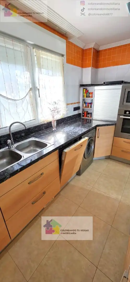 Kitchen of Houses for sale in Sariegos  with Air Conditioner, Heating and Private garden
