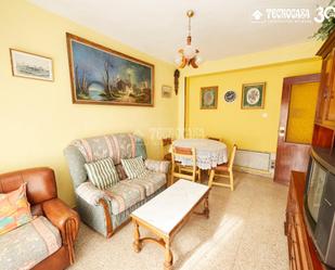 Living room of Flat for sale in  Granada Capital