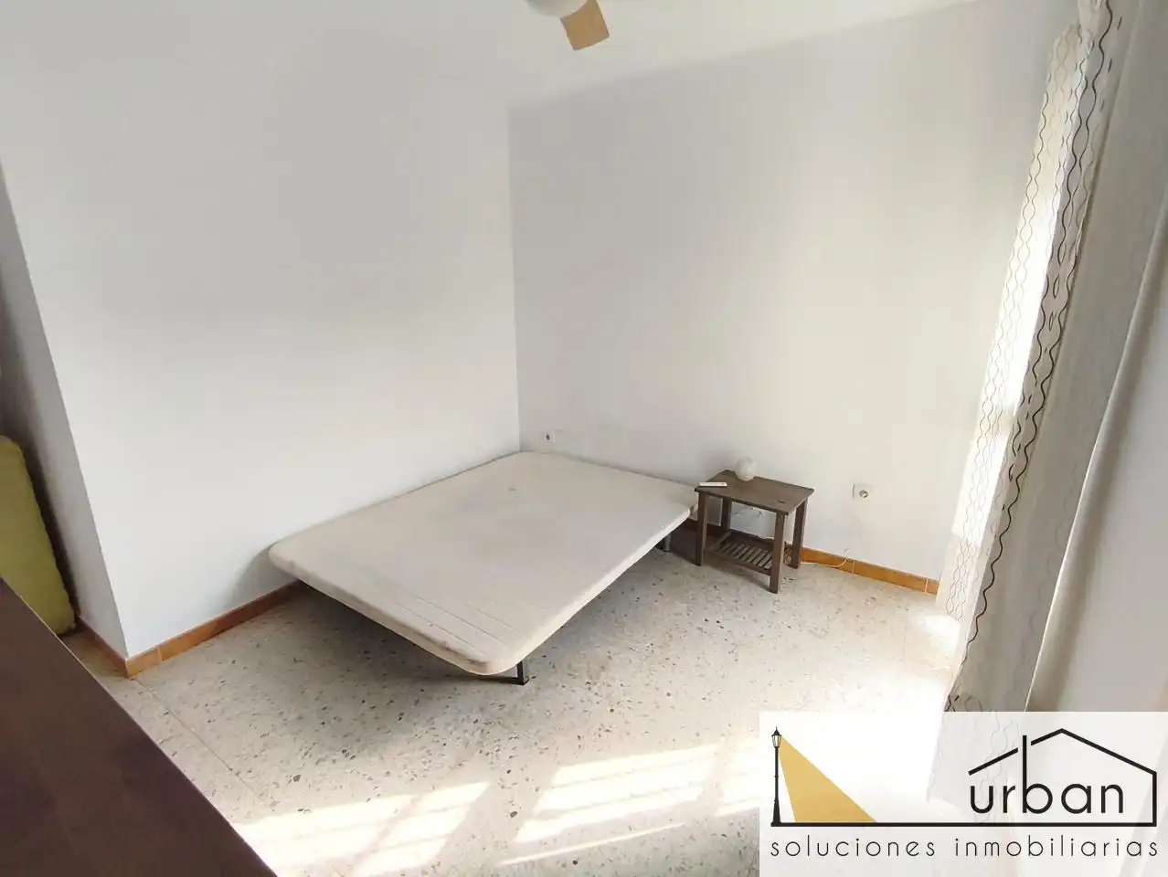 Dormitori de Casa adosada en venda en Chipiona amb Terrassa
