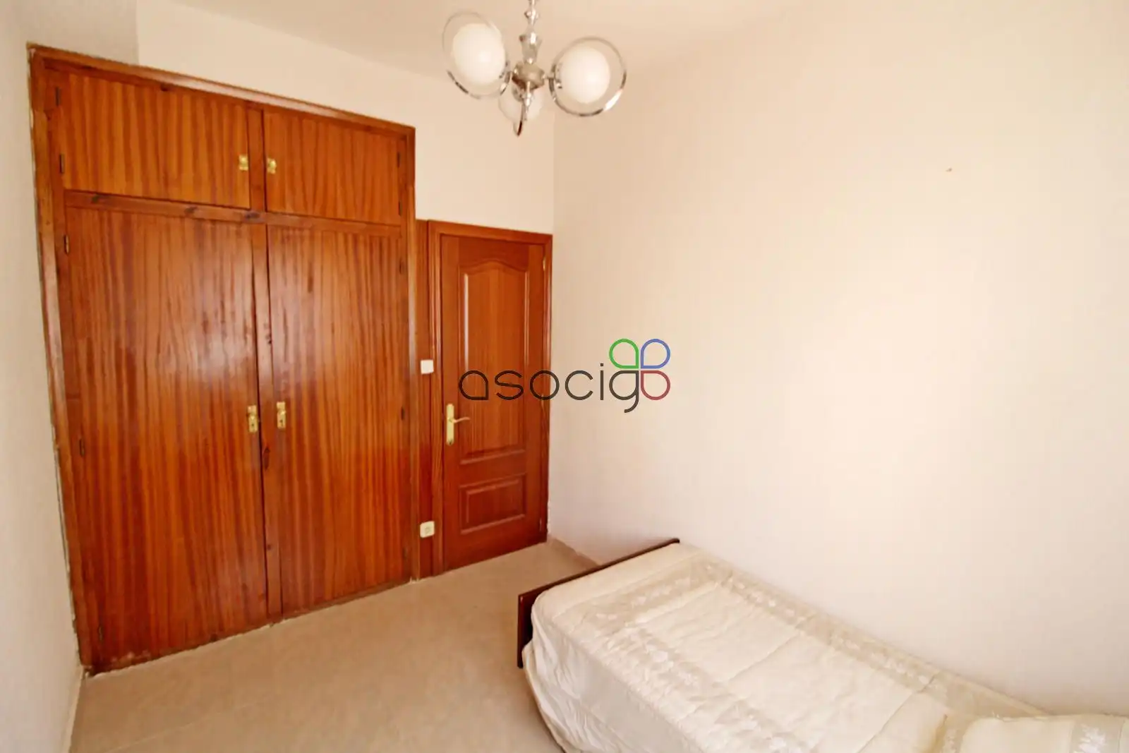 Habitación de Piso en venta en Guadalajara con Calefacción y Terraza