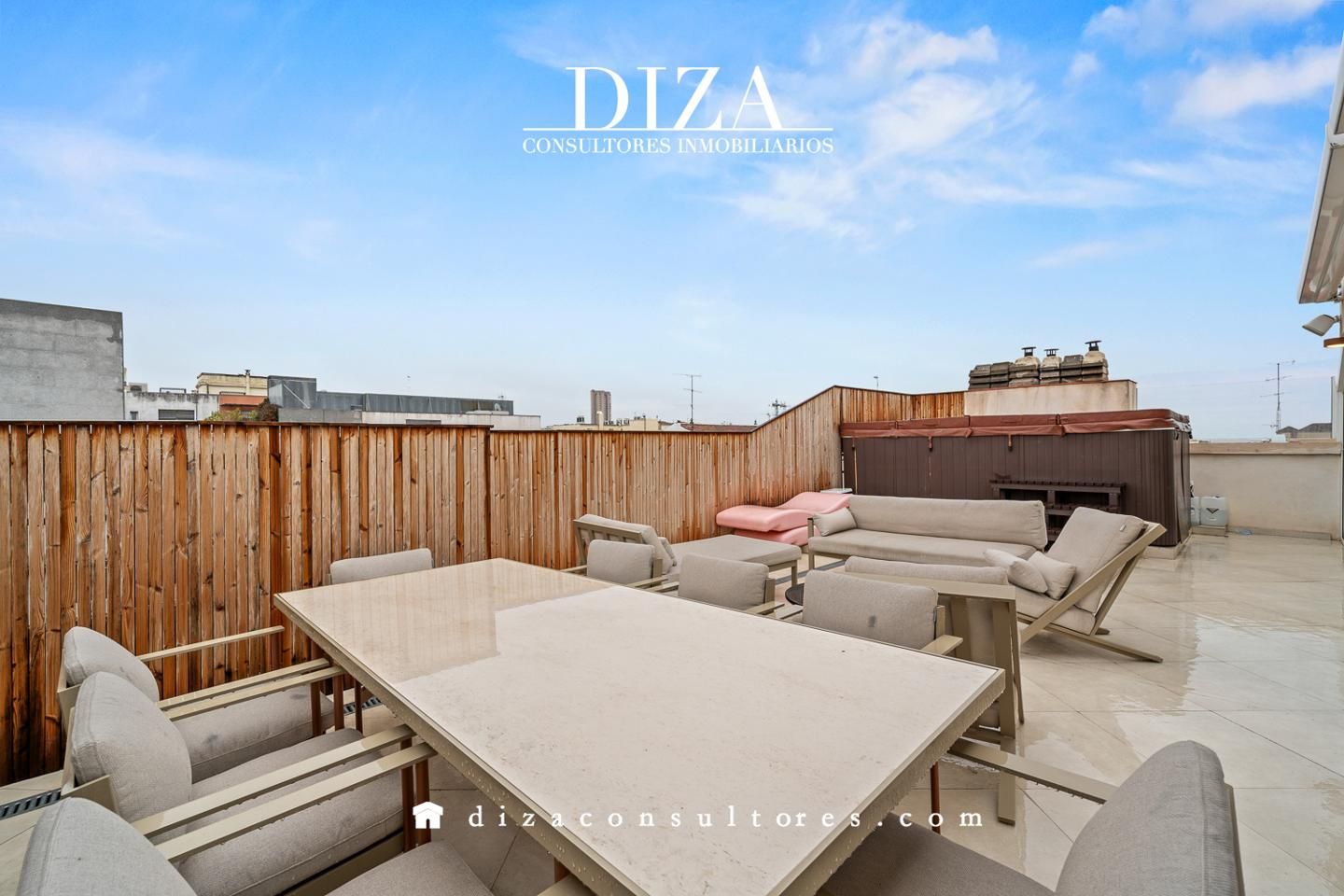 Terrassa de Àtic en venda en  Madrid Capital amb Aire condicionat, Terrassa i Traster