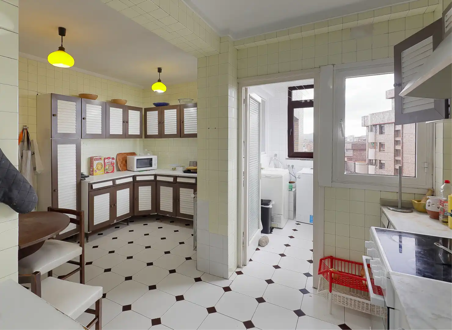 Cuina de Àtic en venda en Gijón  amb Calefacció, Parquet i Terrassa