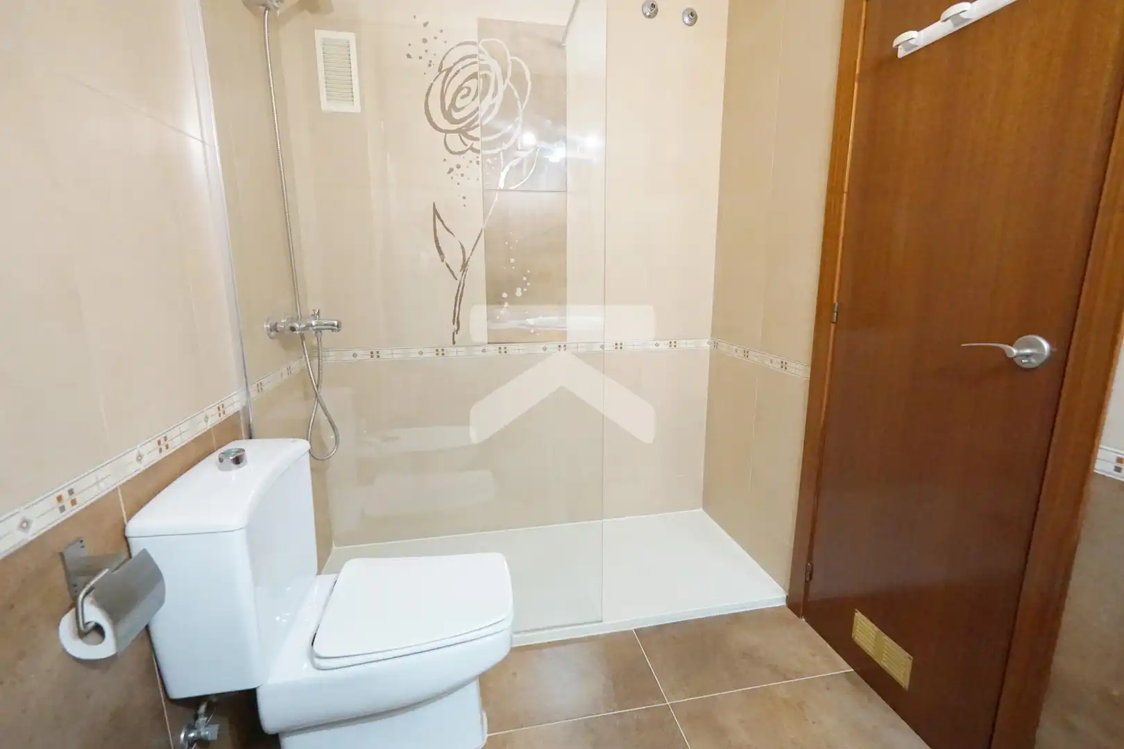 Baño de Piso en venta en Tarragona con Aire acondicionado, Calefacción y Balcón
