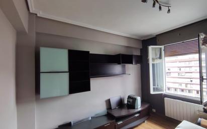 Living room of Flat for sale in Bilbao   with Terrace and Balcony