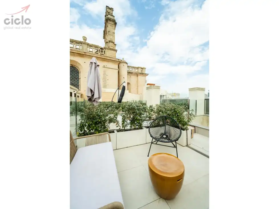 Terrace of Flat for sale in Sevilla  with Terrace, Swimming Pool and Furnished