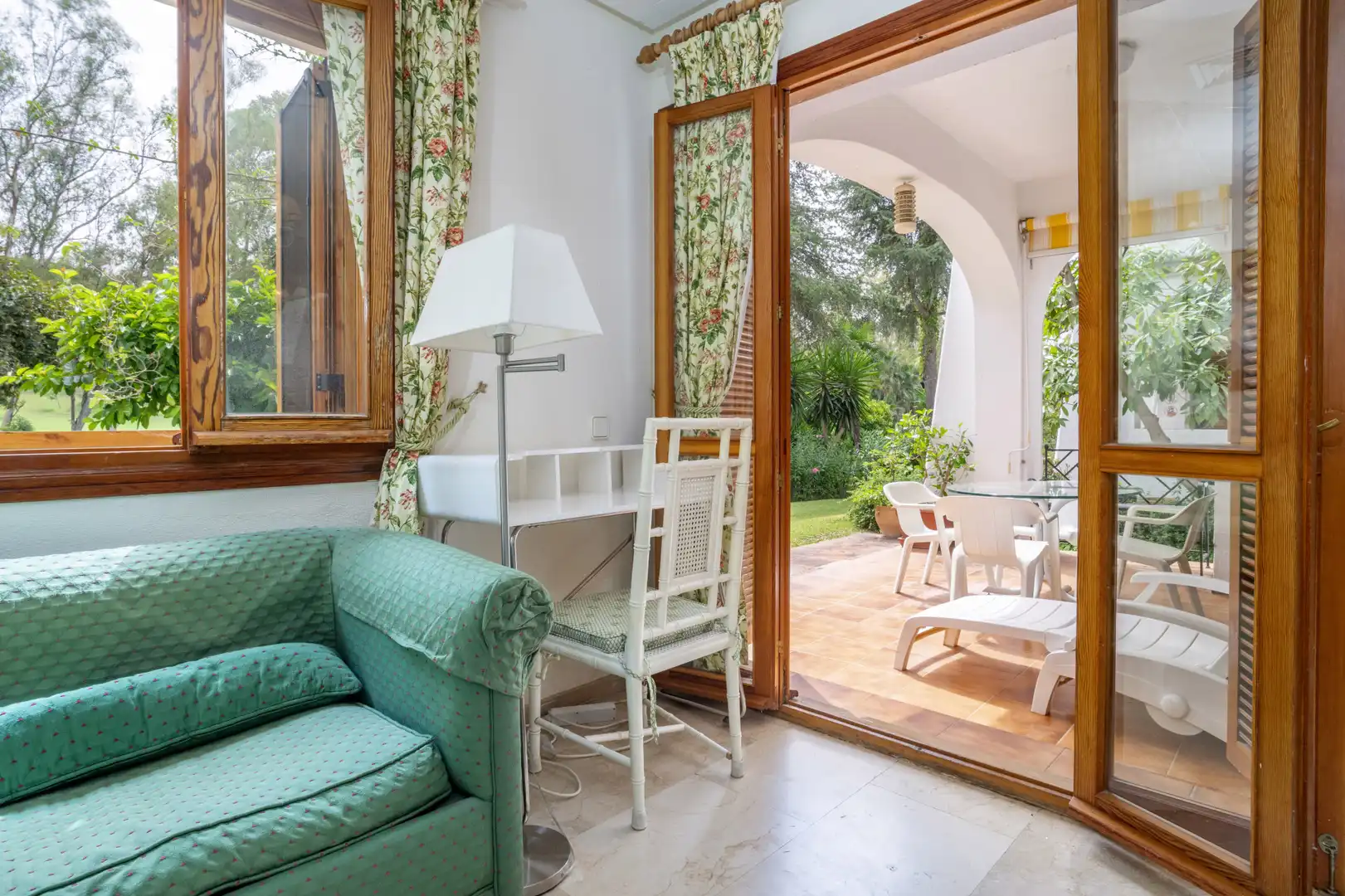Jardín de Planta baja en venta en Marbella con Aire acondicionado, Terraza y Piscina