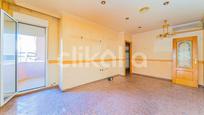 Wohnung zum verkauf in Sax mit Terrasse