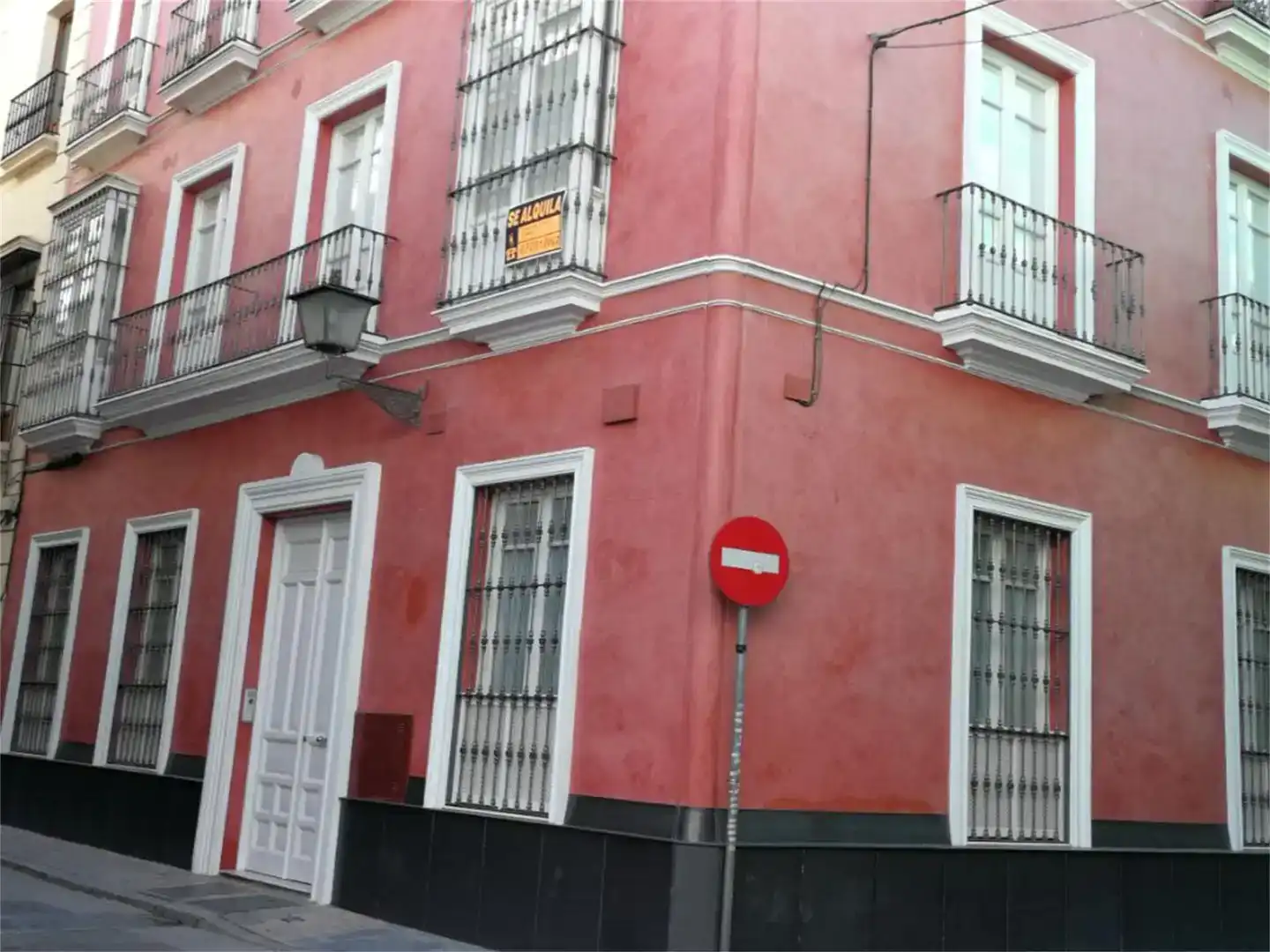Außenansicht von Maisonette zur Miete in Cuenca mit Klimaanlage
