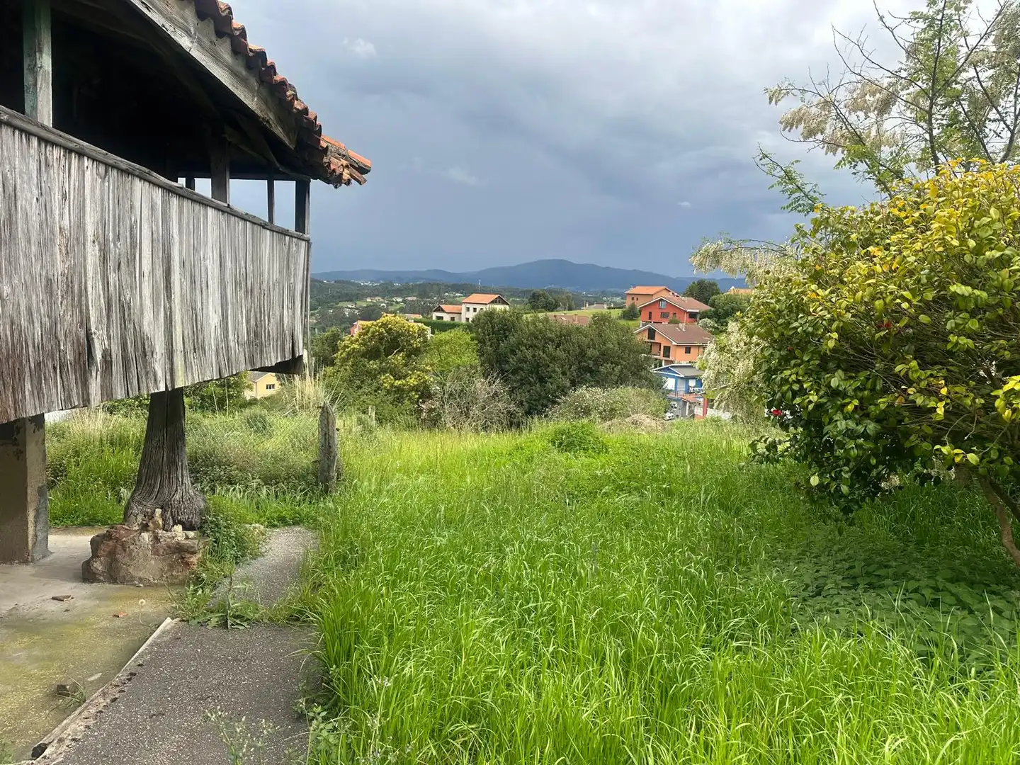 Country homes for sale in Castrillón  with Private garden