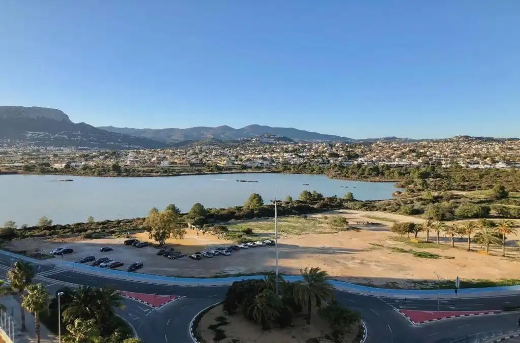 Vista exterior de Apartamento en venta en Calpe / Calp con Aire acondicionado, Calefacción y Jardín privado