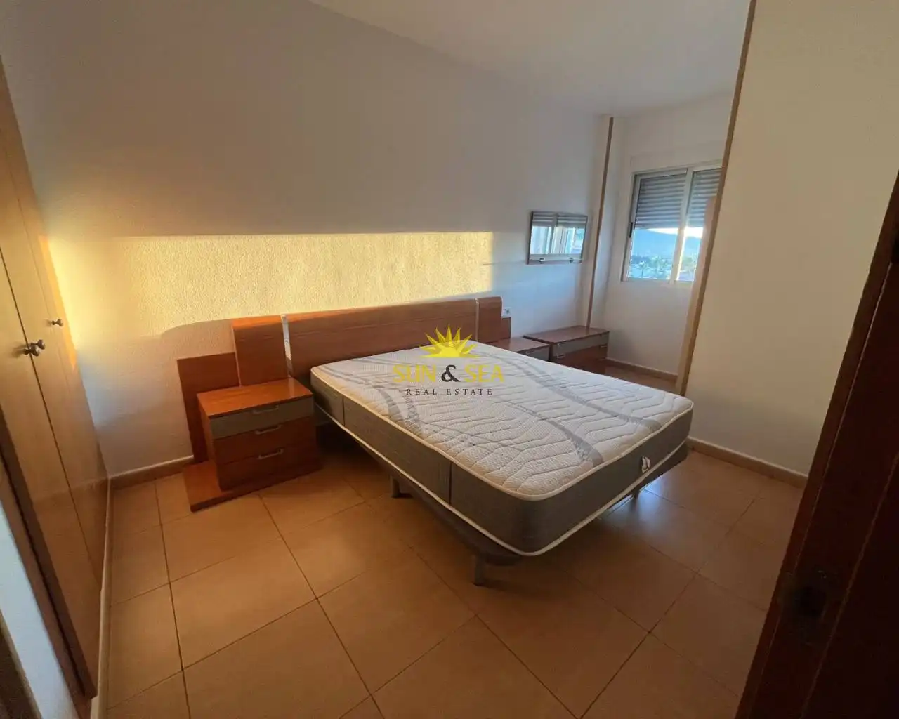 Habitación de Apartamento de alquiler en Alcantarilla con Aire acondicionado, Amueblado y Lavadora