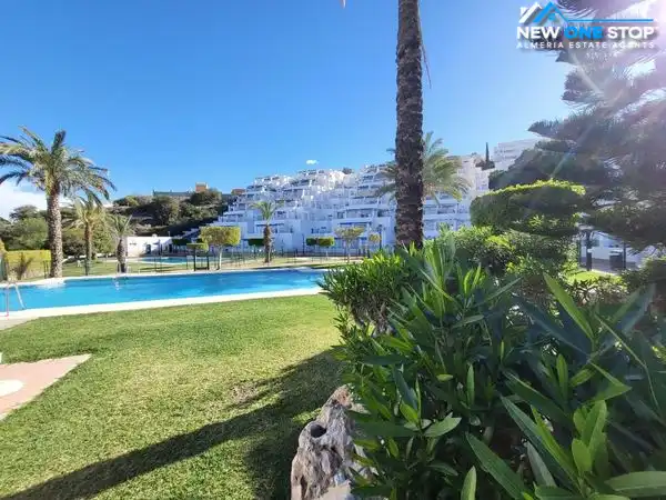 Vista exterior de Apartament en venda en Mojácar amb Aire condicionat, Terrassa i Moblat
