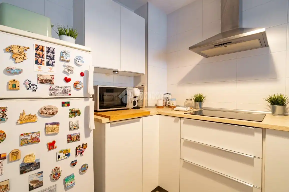 Kitchen of Flat for sale in Granada  with Air Conditioner, Heating and Terrace