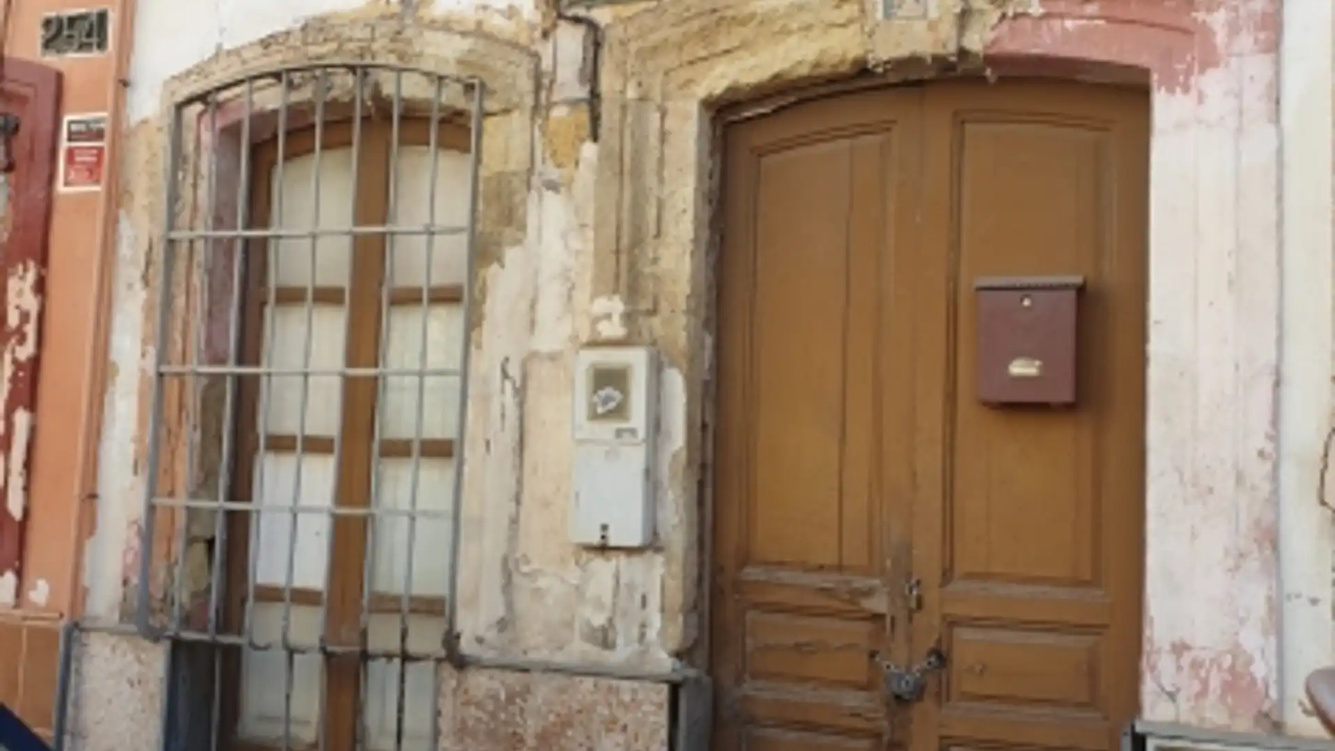 Vista exterior de Residencial en venda en  Almería Capital