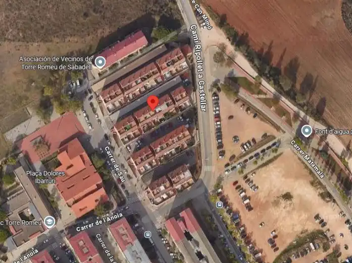 Vista exterior de Pis en venda en Sabadell