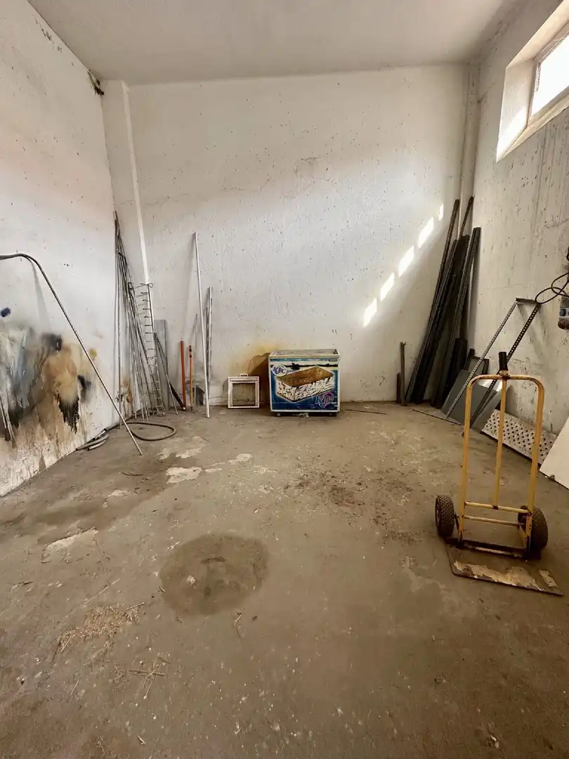 Nau industrial en venda a Zona Sur - Av. de España - San Miguel, imagen 5