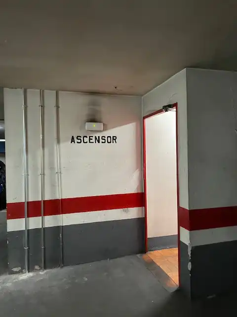 Garaje en venta en Travessera de Gràcia, Vila de Gràcia