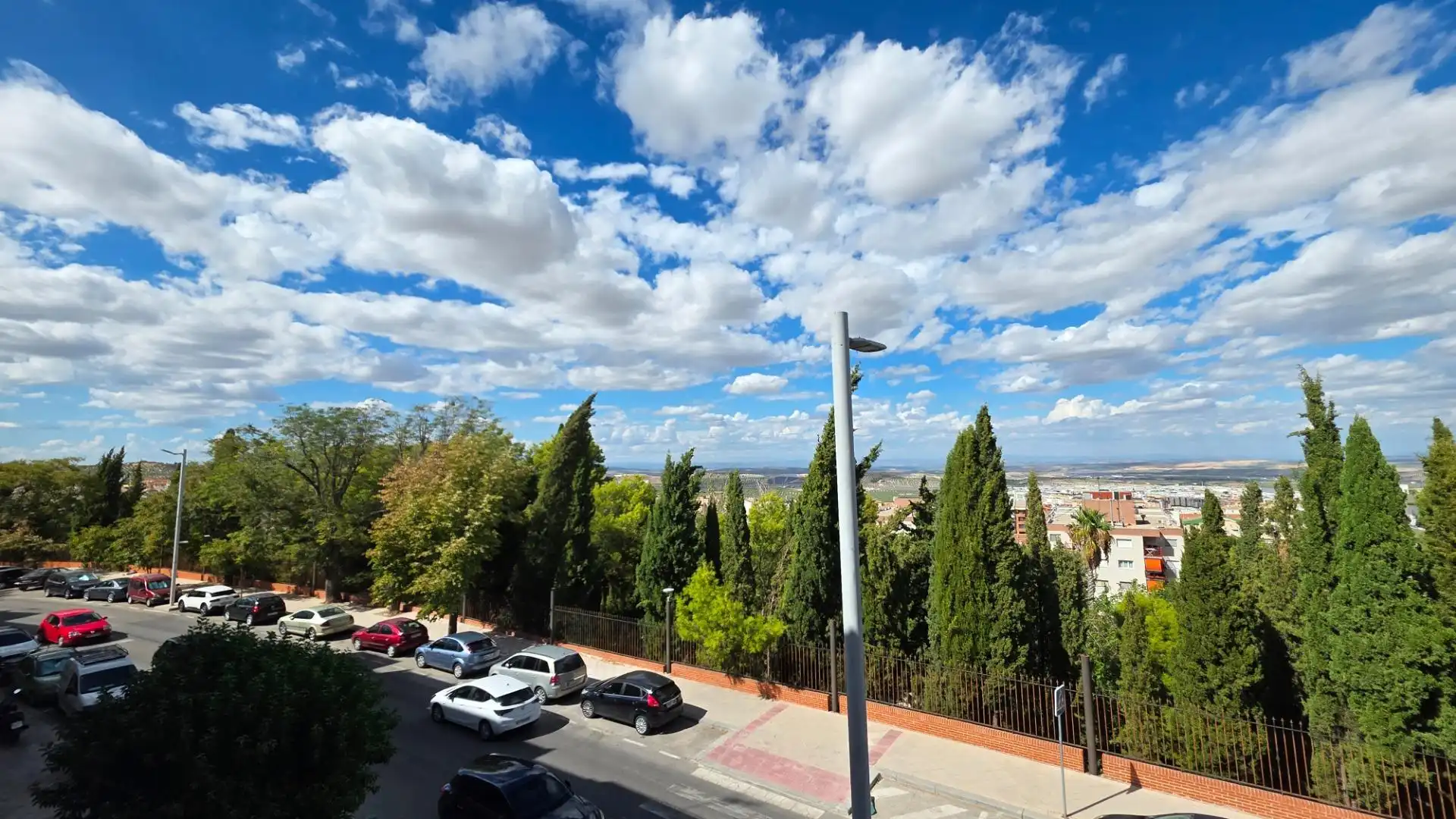 Piso con terraza en venta en Calle Juanito Valderrama, imagen 6