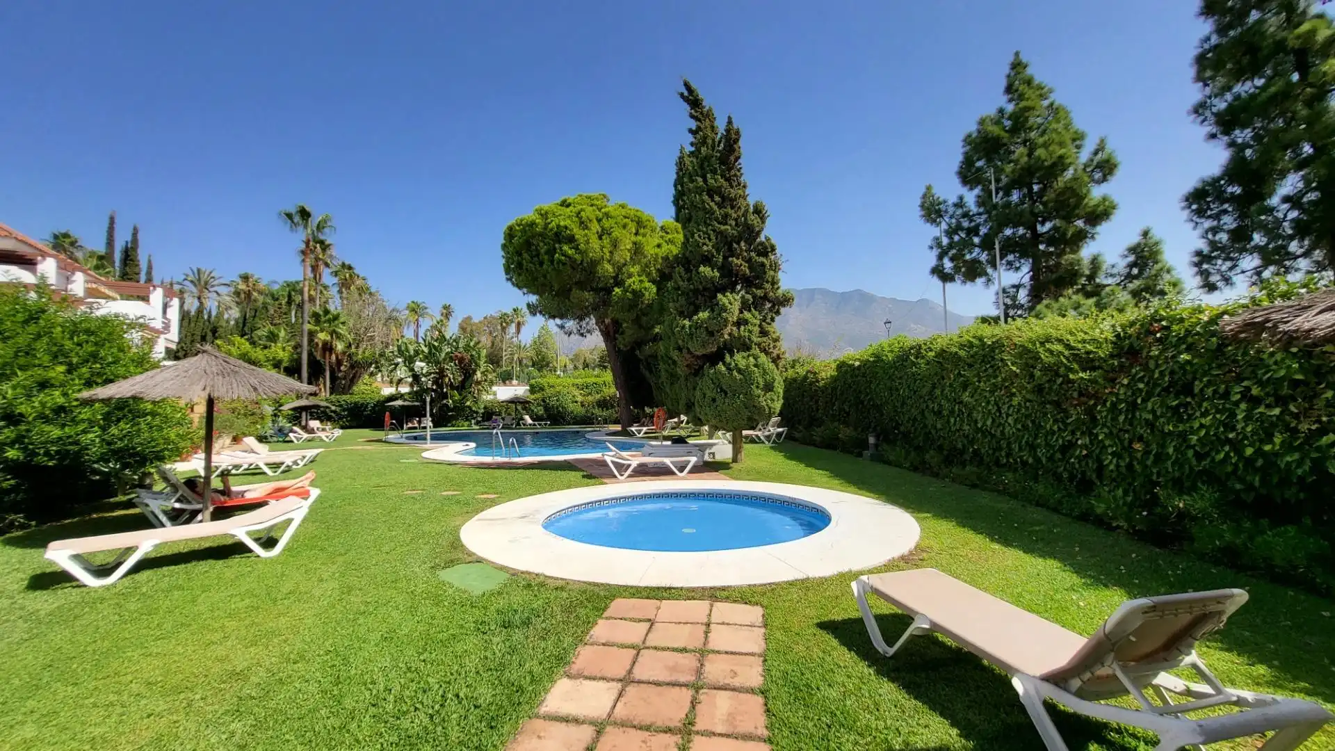 Apartamento con piscina en venta en Milla de Oro, imagen 42