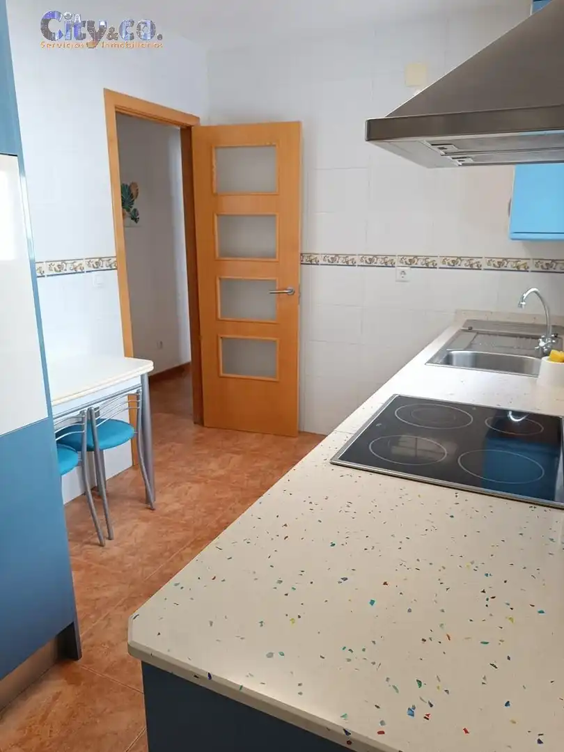 Piso con terraza en venta en Casco Urbano, imagen 7