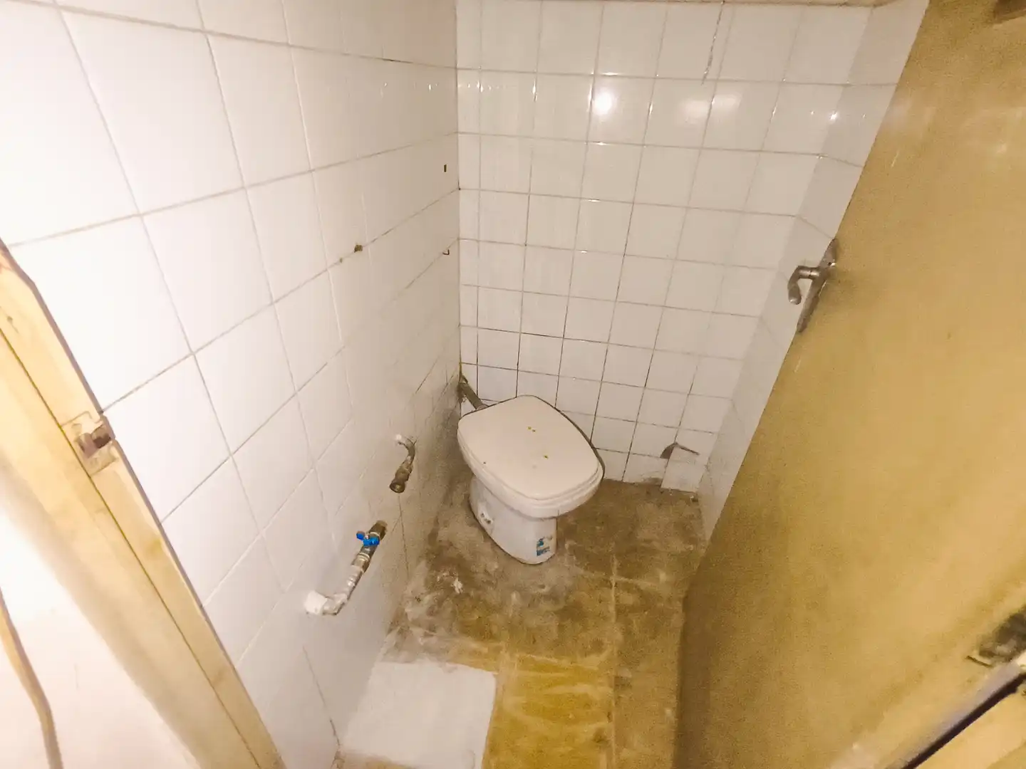 Baño de Local en venta en Palencia con Amueblado