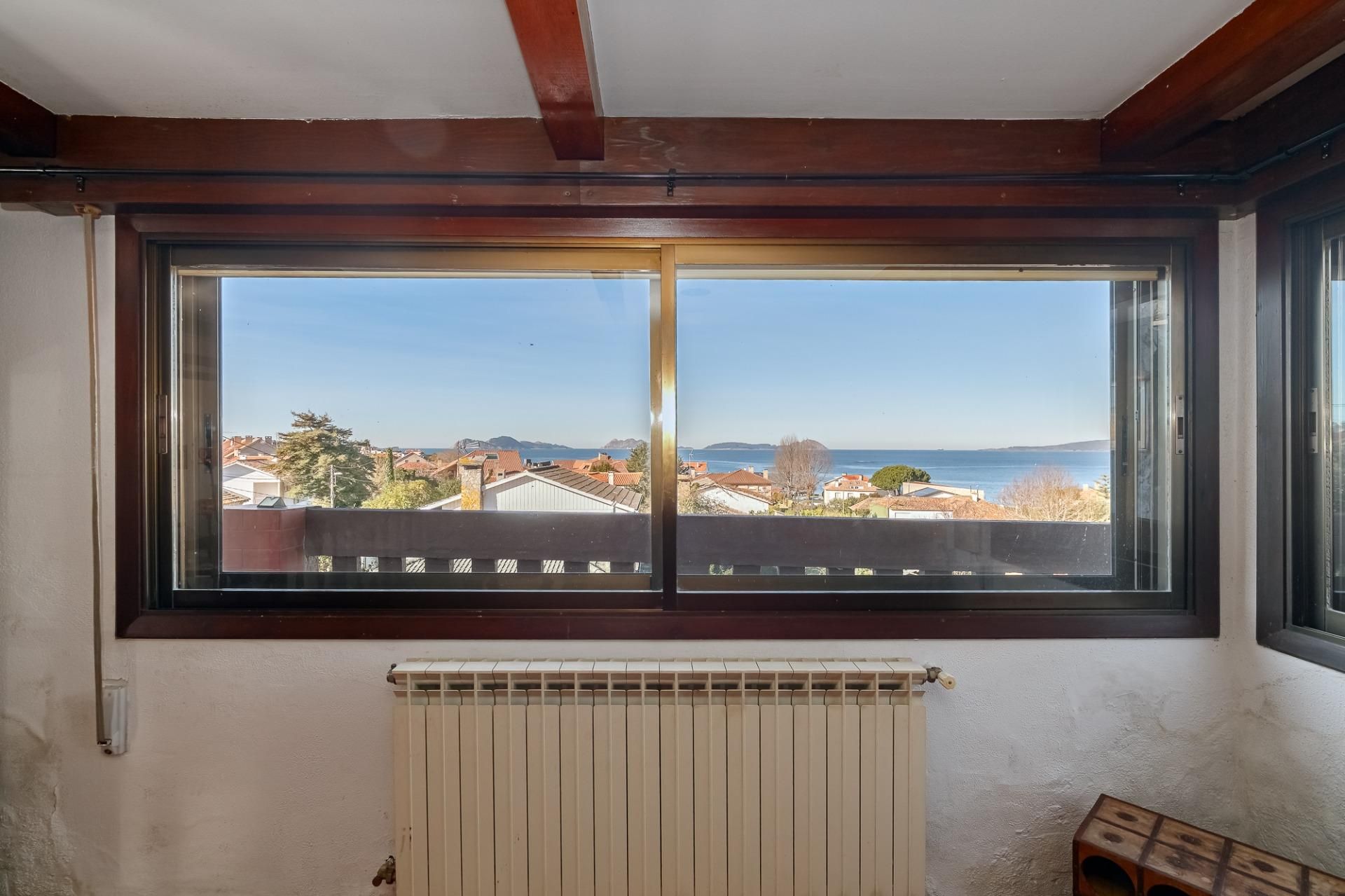 Bedroom of Flat for sale in Vigo   with Terrace