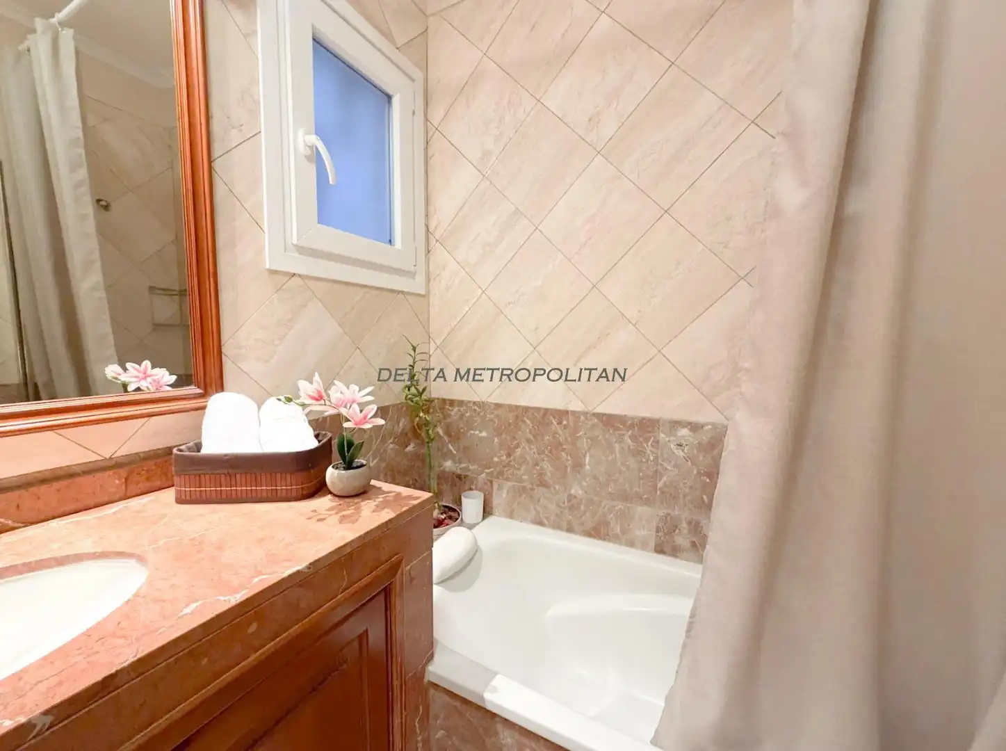 Badezimmer von Haus oder Chalet zum Verkauf in Arona mit Klimaanlage, Terrasse und Abstellraum