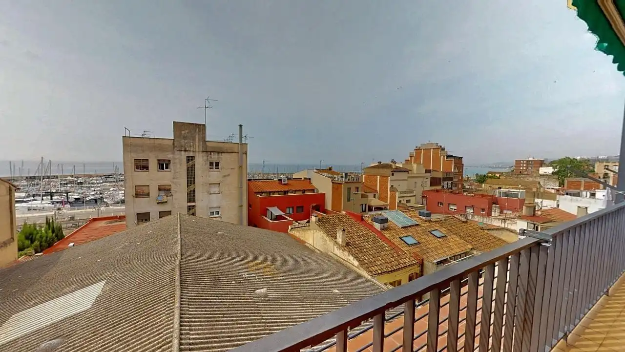Vista exterior de Piso en venta en El Masnou con Aire acondicionado, Calefacción y Parquet