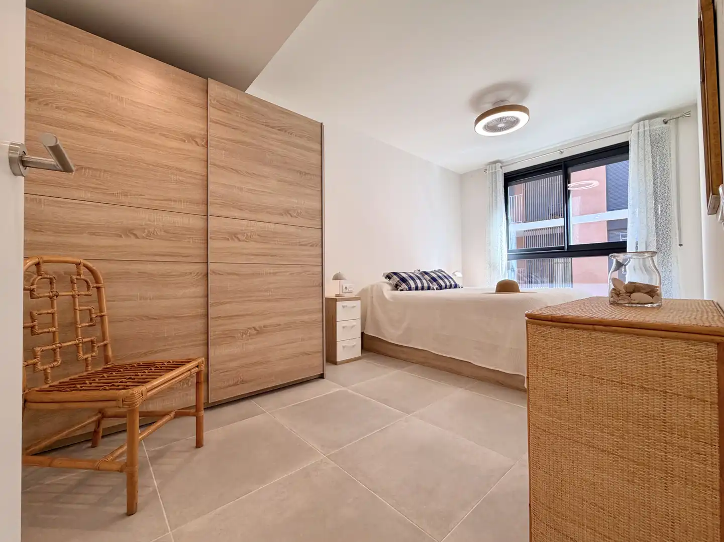 Schlafzimmer von Wohnung zum Verkauf in Calafell mit Heizung, Privatgarten und Terrasse