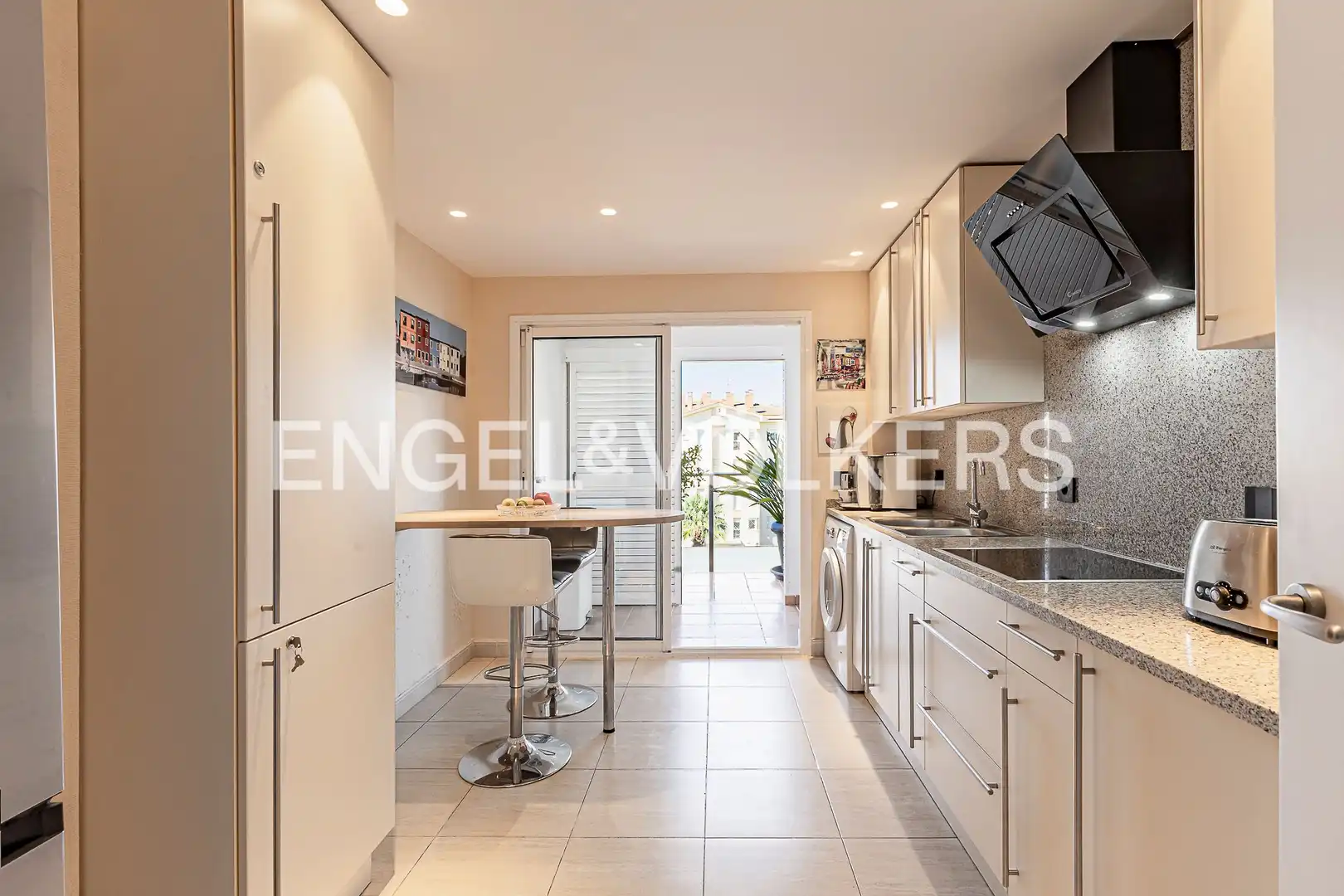 Cocina de Ático en venta en Sitges con Aire acondicionado, Calefacción y Jardín privado