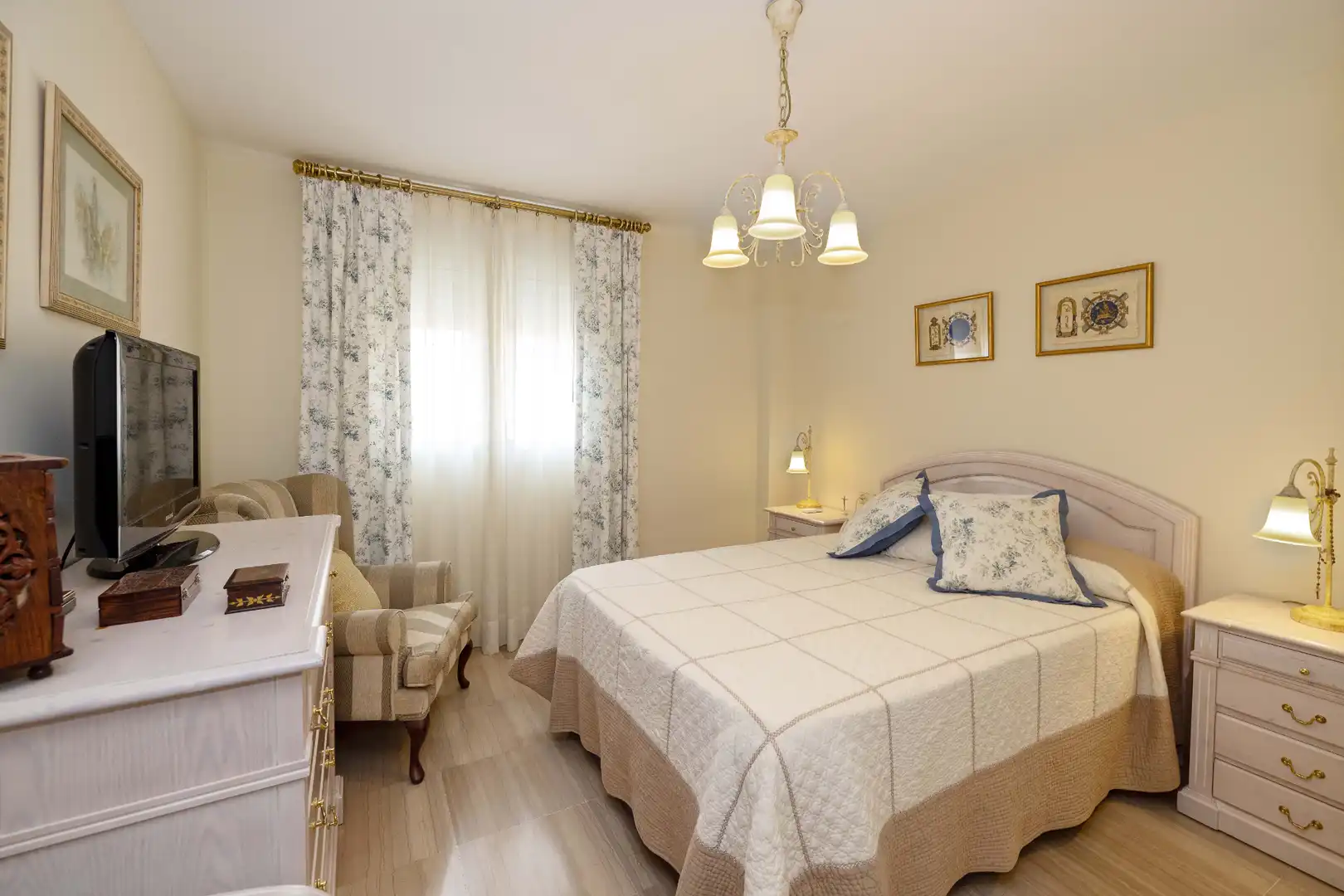 Flat with lift for sale in Calle Juan de Canderrera, imagen 13
