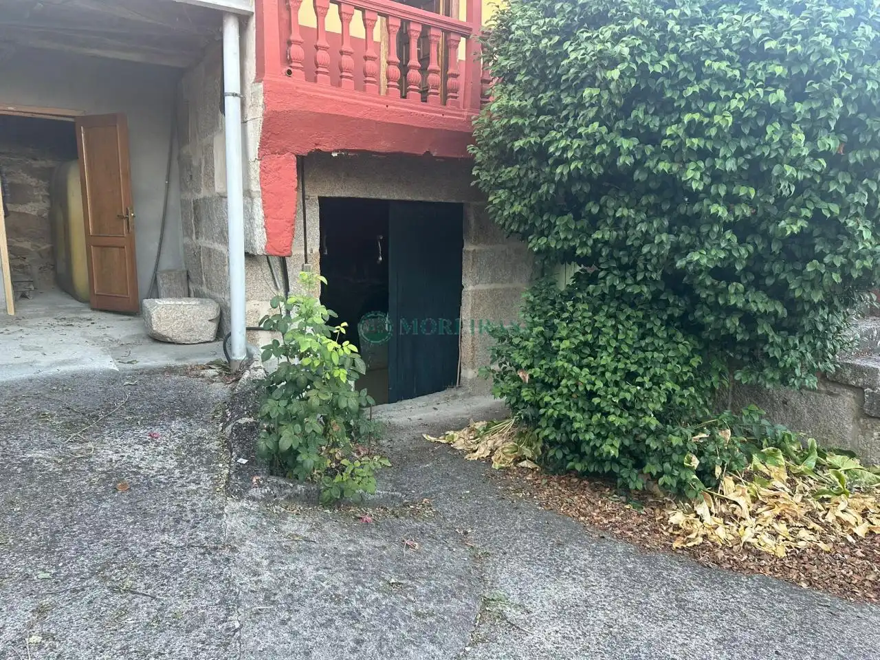 Aparcament de Casa o xalet en venda en Barbadás amb Calefacció, Jardí privat i Balcó