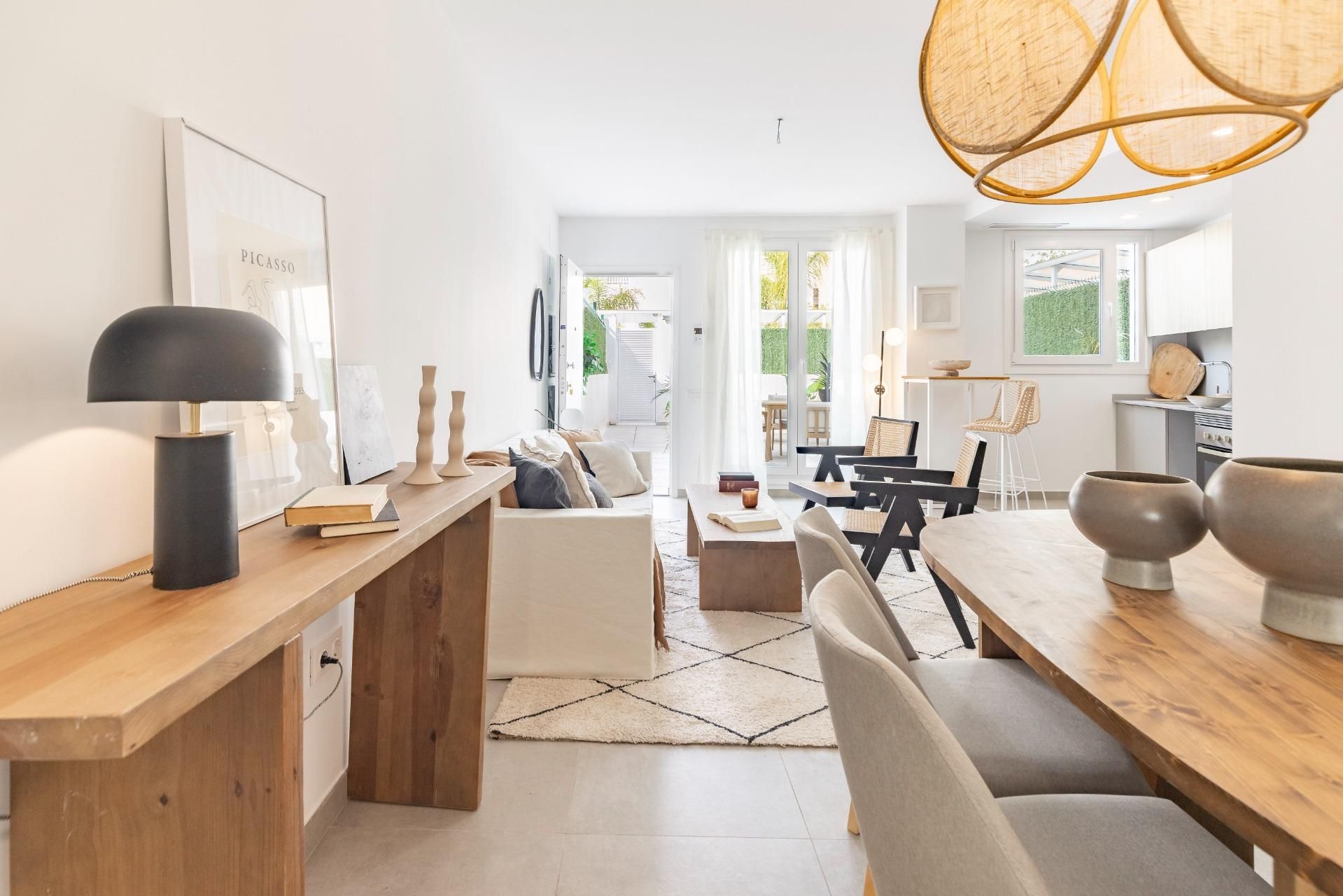 Living room of Flat for sale in Manises  with Private garden, Terrace and Community pool