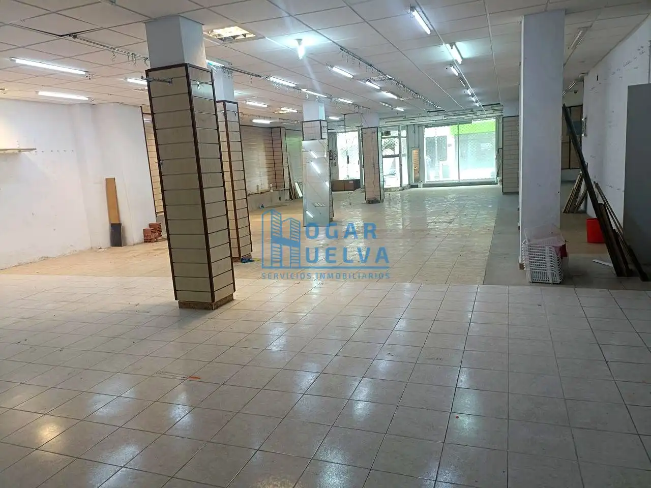 Local comercial en alquiler en Marina