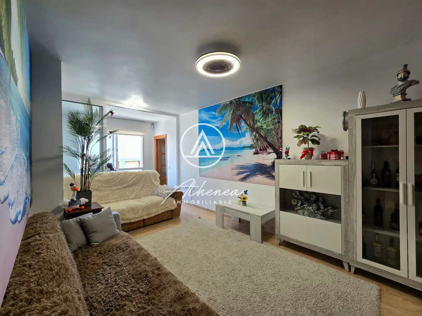 Sala de estar de Piso en venta en Roquetas de Mar con Terraza, Amueblado y Horno