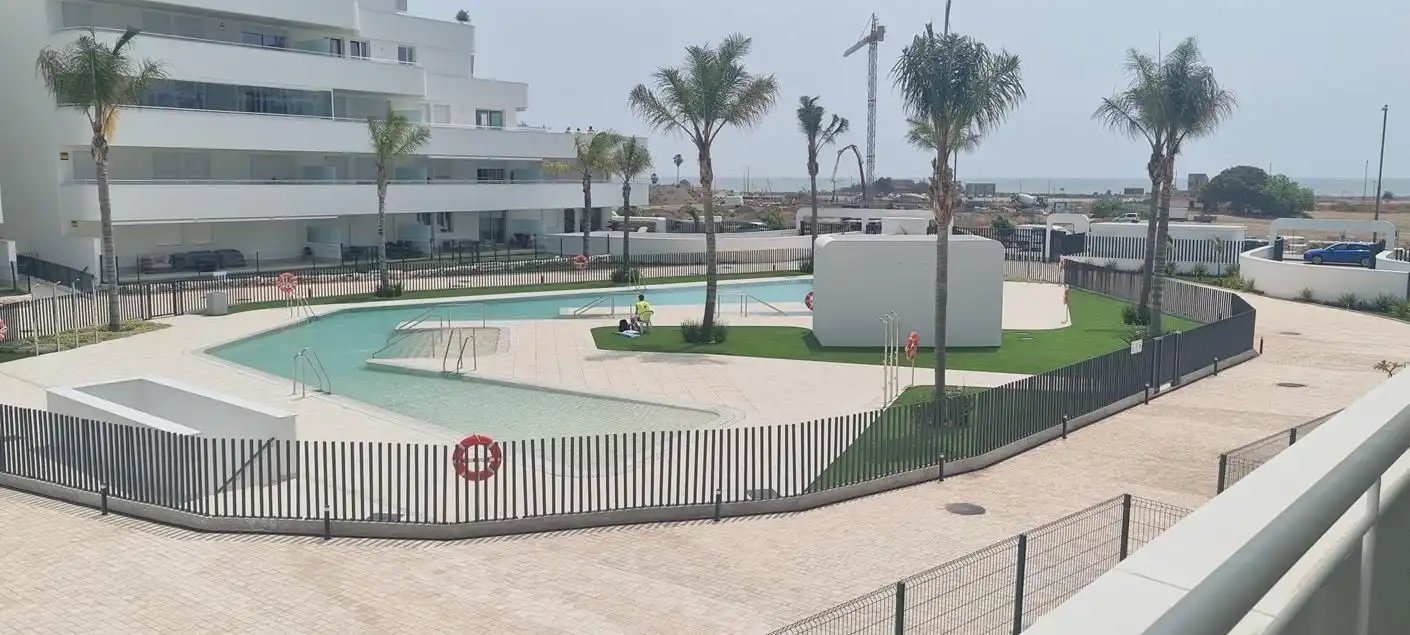 Piscina de Apartament de lloguer en Vélez-Málaga amb Aire condicionat, Calefacció i Terrassa