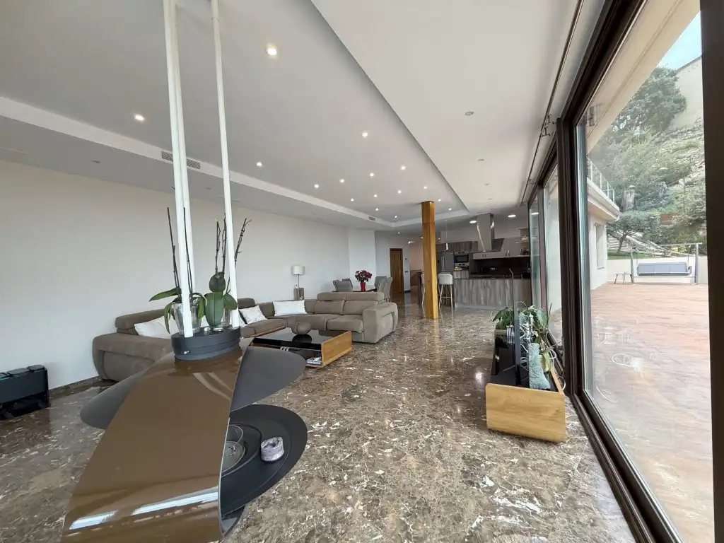 Casa amb piscina en venda a Calle Roca Vila 1021, imagen 6