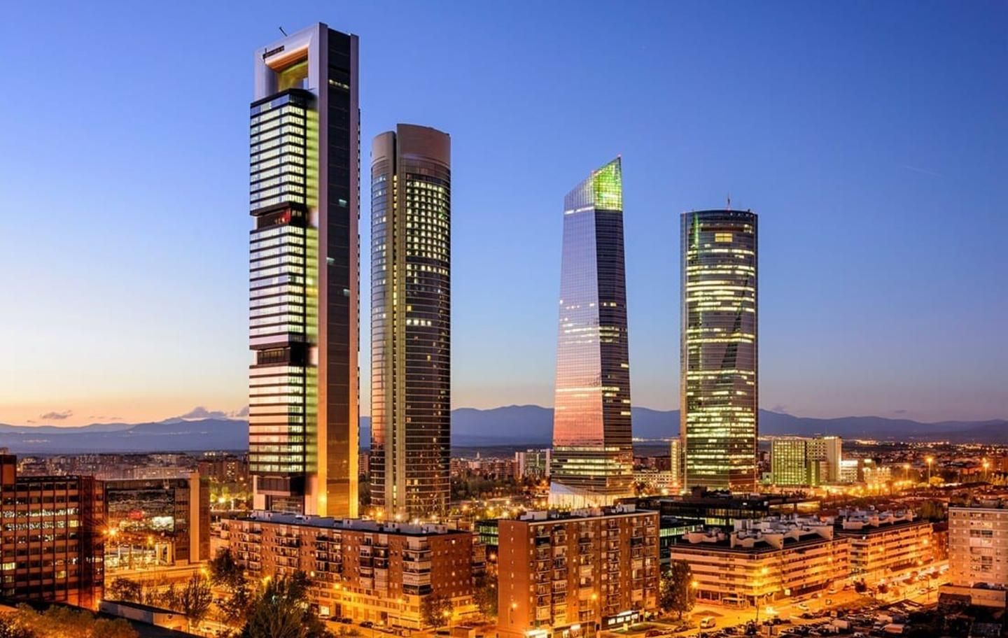 Exterior view of Planta baja to rent in  Madrid Capital  with Air Conditioner, Terrace and Furnished