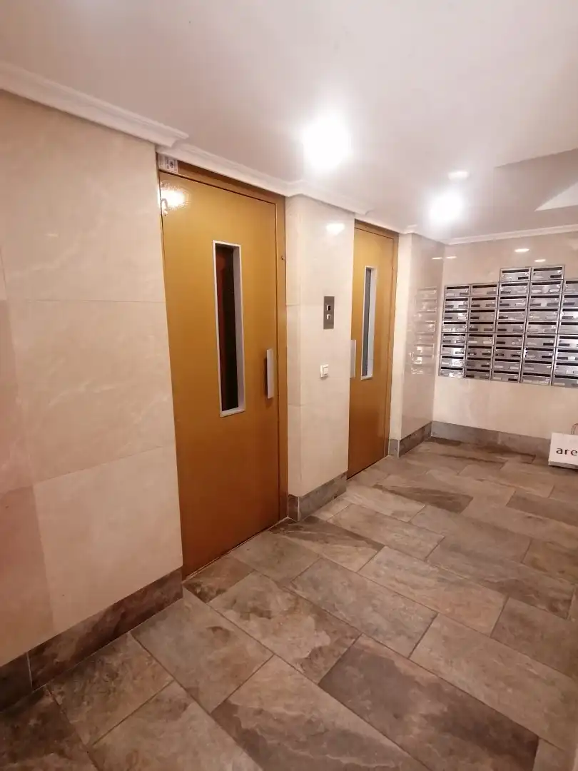 Flat for rent in Gijón   with Heating, Parquet flooring and Furnished