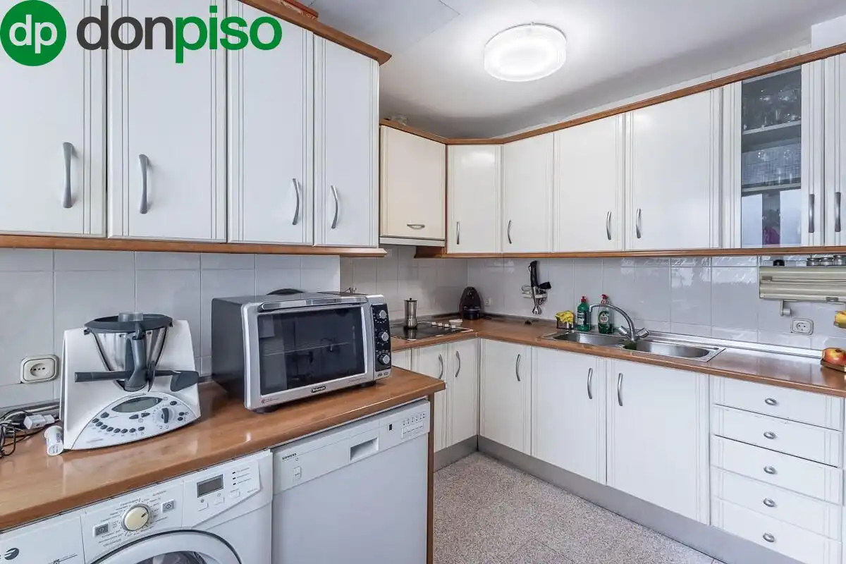 Apartament amb terrassa en venda a Calle ANGEL BARRIOS 1, imagen 13