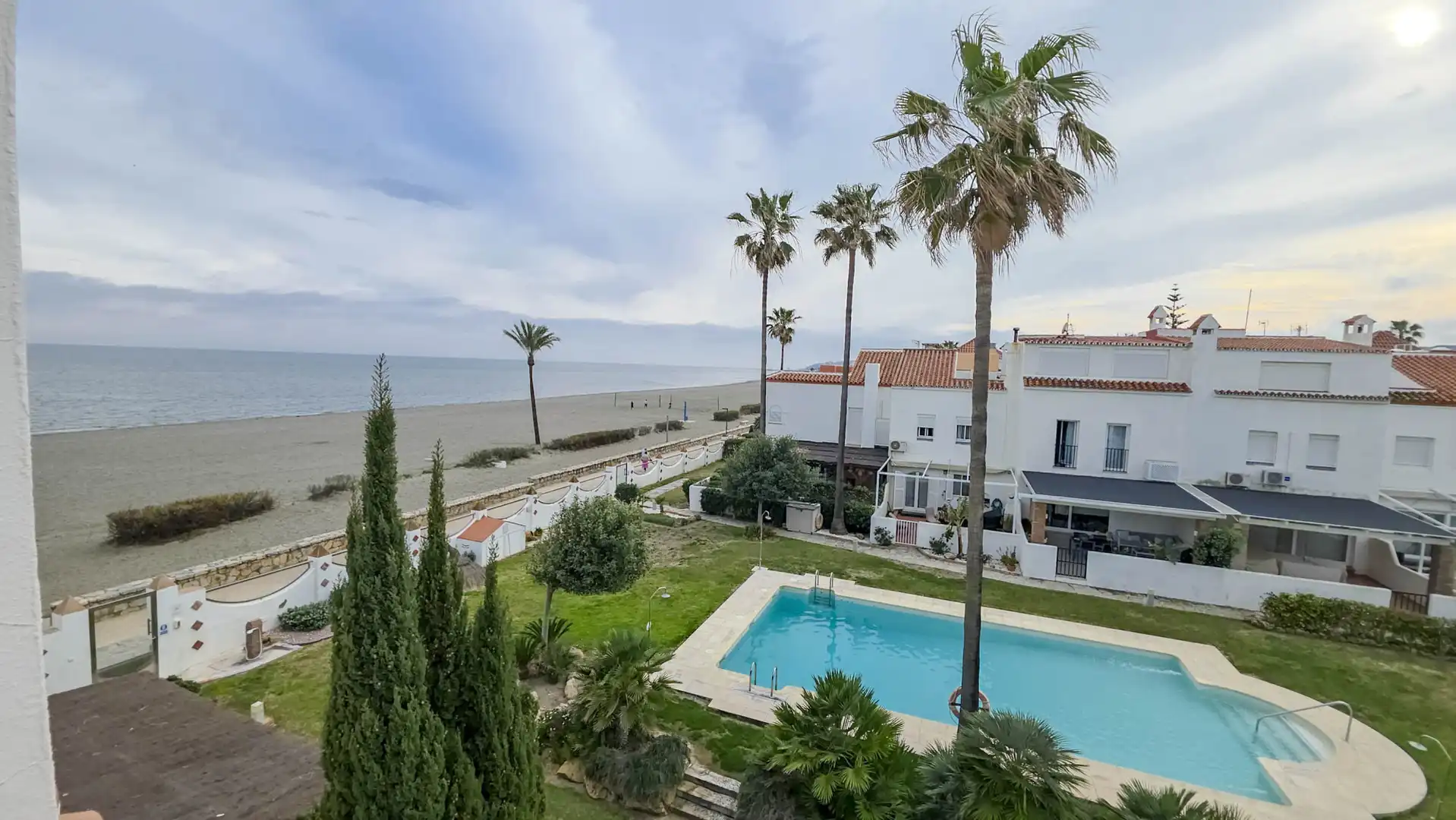 Maison mitoyenne avec piscine à vendre à Bahía de Casares, imagen 36