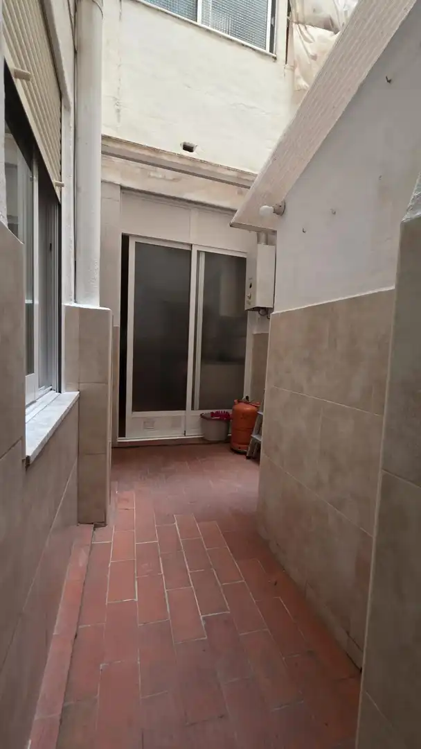 Bathroom of Flat for rent in Elche / Elx  with Air Conditioner, Heating and Furnished
