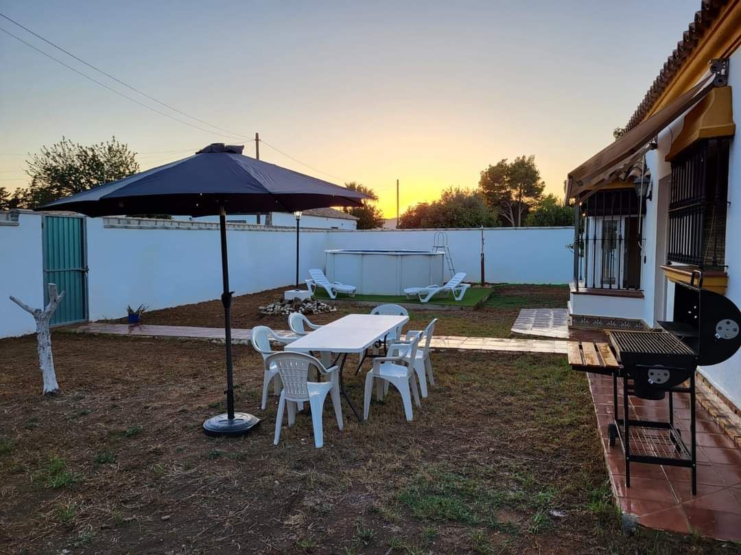 Garden of House or chalet for sale in Chiclana de la Frontera  with Air Conditioner, Storage room and Furnished