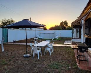 Jardí de Casa o xalet en venda en Chiclana de la Frontera amb Aire condicionat, Traster i Moblat