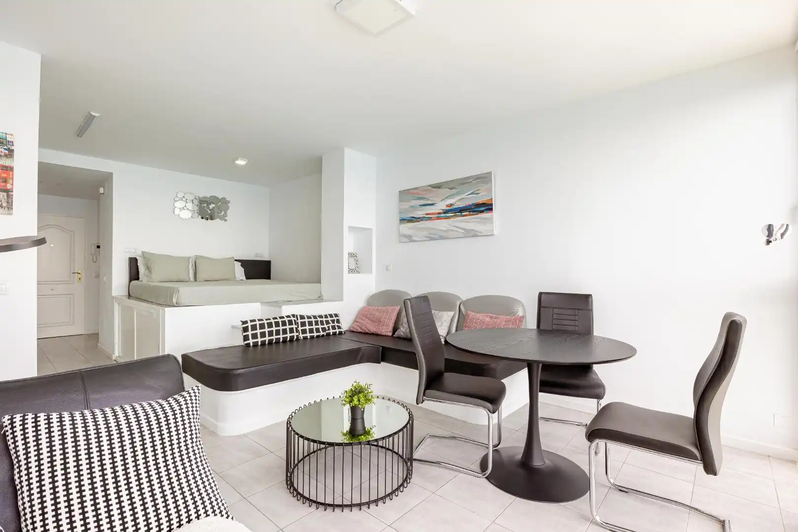 Sala de estar de Estudio en venta en San Bartolomé de Tirajana con Aire acondicionado, Amueblado y Piscina comunitaria