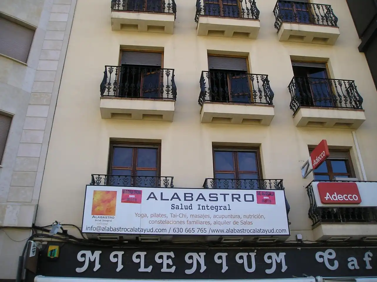 Exterior view of Commercial properties for rent in Calatayud  with Air Conditioner